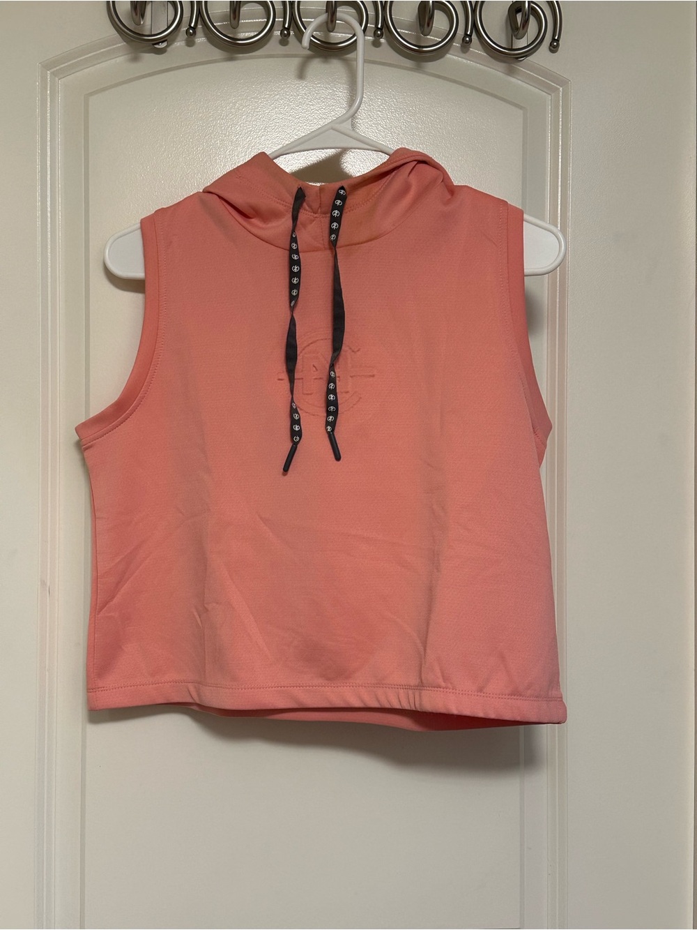 Nautica sleeveless cropped athletic peach / coral hoodie tank top size S